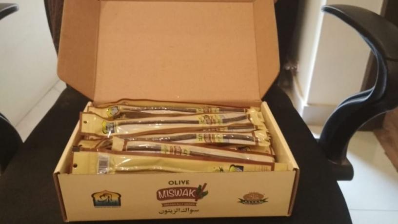 (60 pcs pack)Maswak Olive Thick